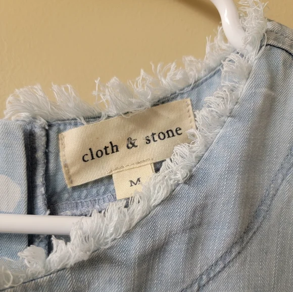 Anthropologie Cloth & Stone Polka Dot Chambray Button Back Tank Top Size Medium - Picture 5 of 7